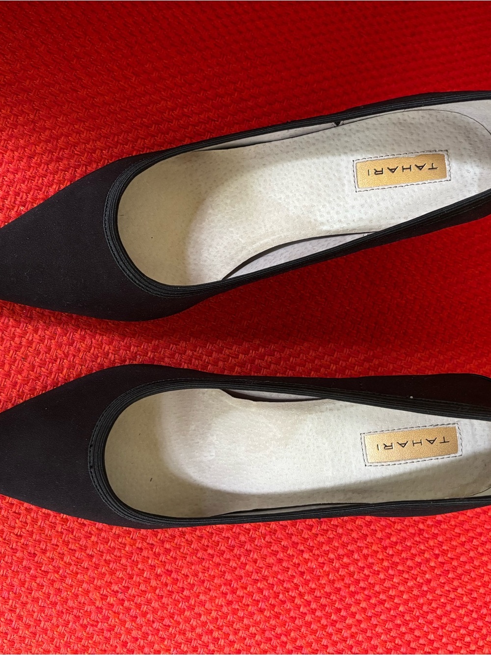 Tahari Black Pointed Toe Heels